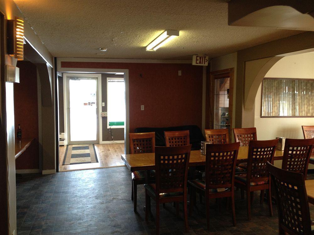 Galaxy Motel St. Paul Экстерьер фото