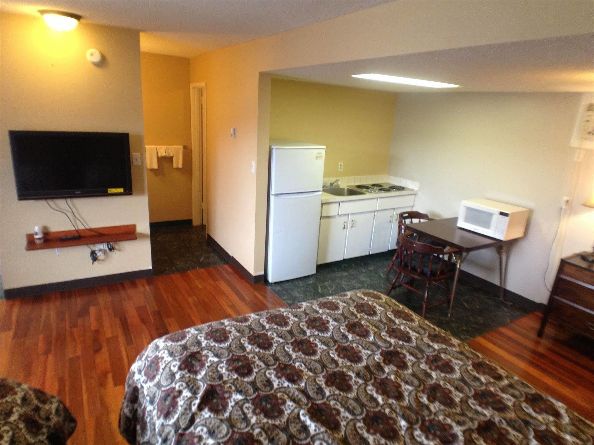 Galaxy Motel St. Paul Экстерьер фото